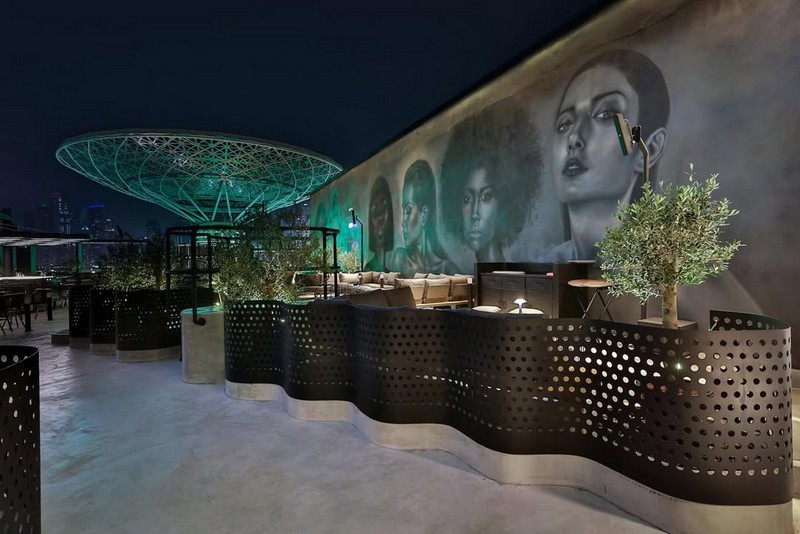 Trace 88 2022 interior view 3